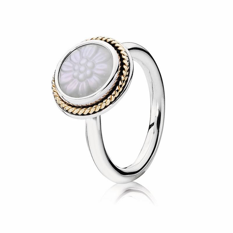 Pandora Australia Daisy Signet Stackable Ring - Mother Of Pearl | RVCSDW987